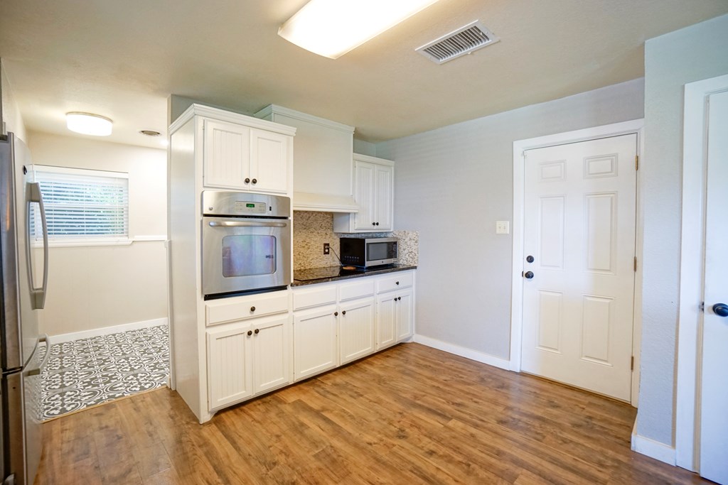 50096530 Property Photo 13