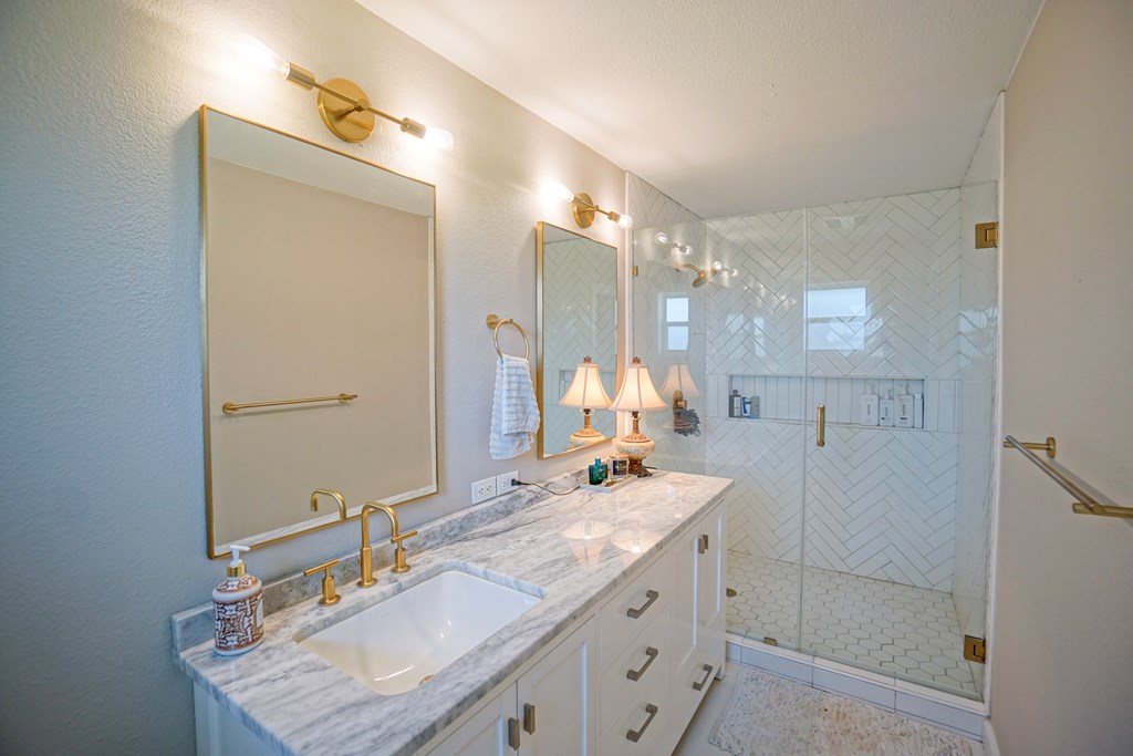 50096530 Property Photo 20