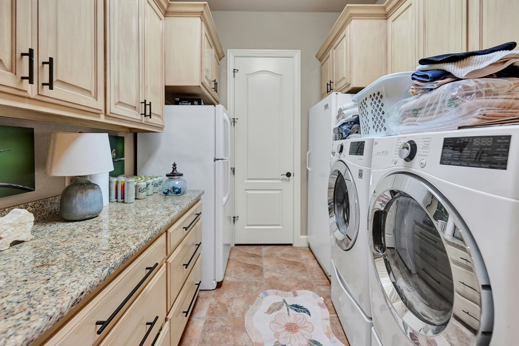 3311 Ebbets Property Photo 41