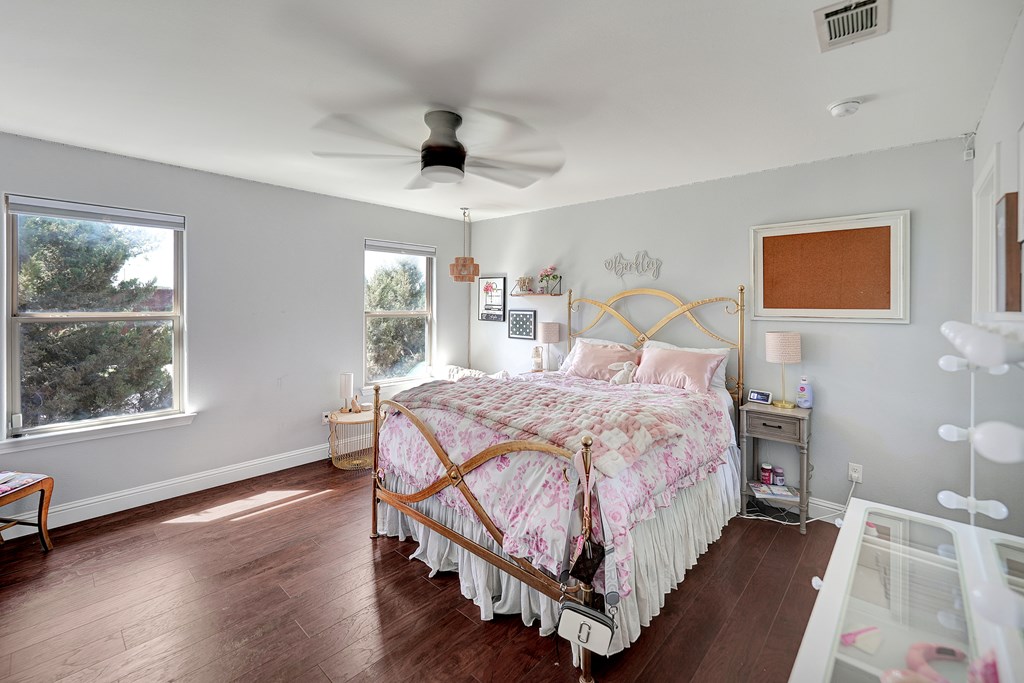 5609 Champions Dr Property Photo 25