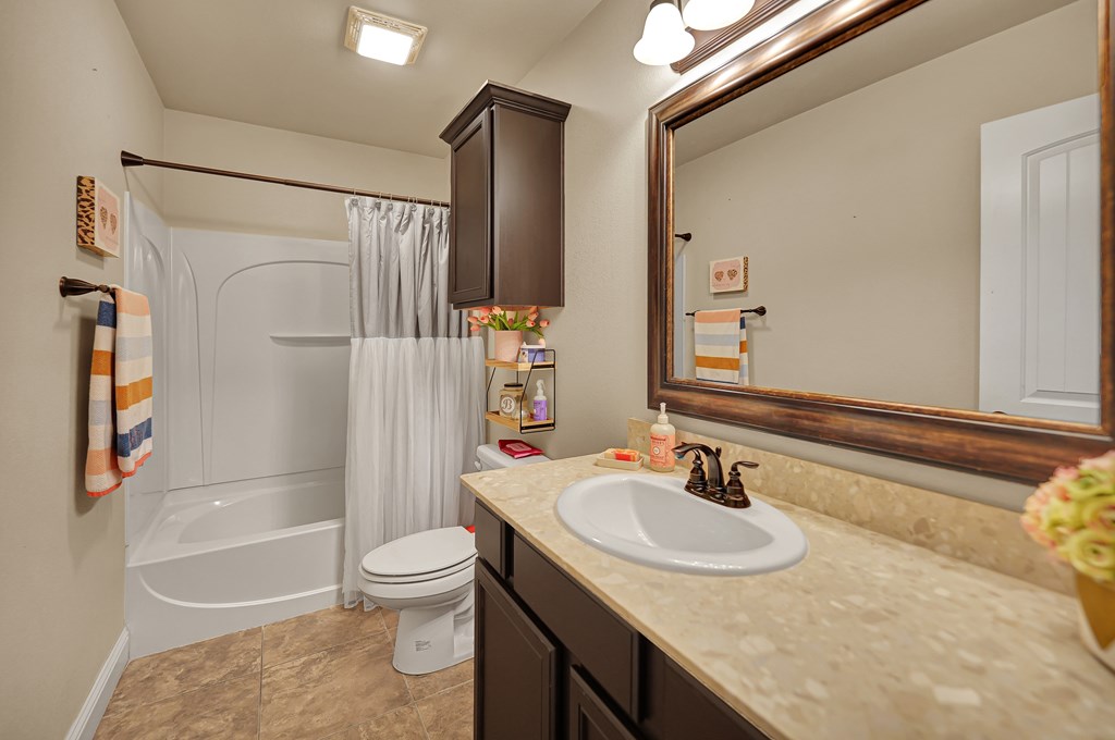5609 Champions Dr Property Photo 28
