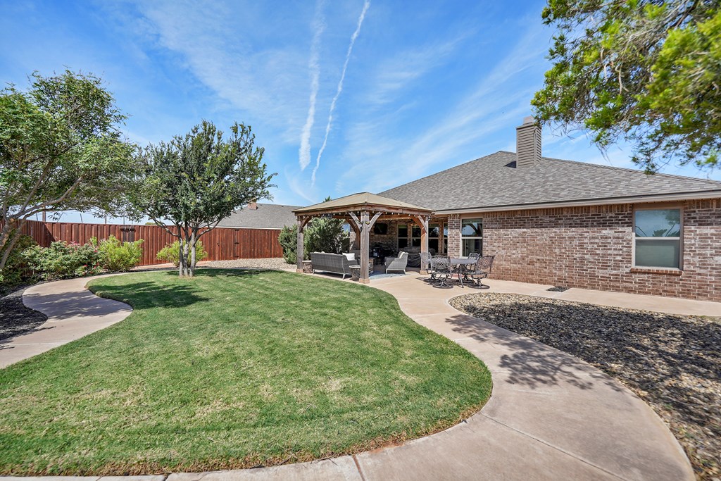 5609 Champions Dr Property Photo 45