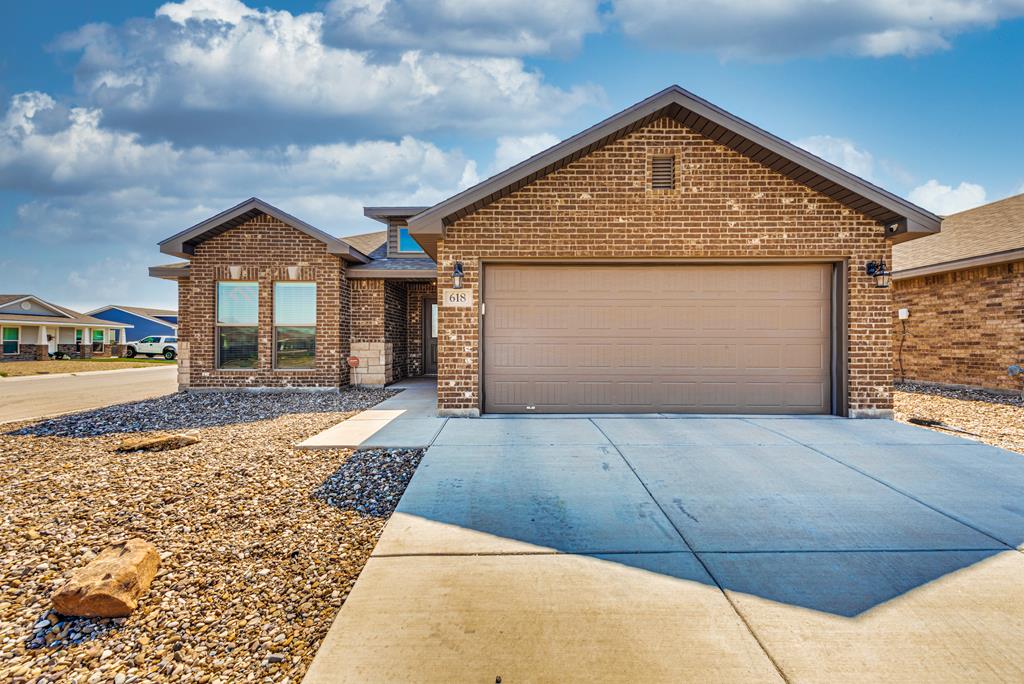 618 Juniper Court Property Photo 1