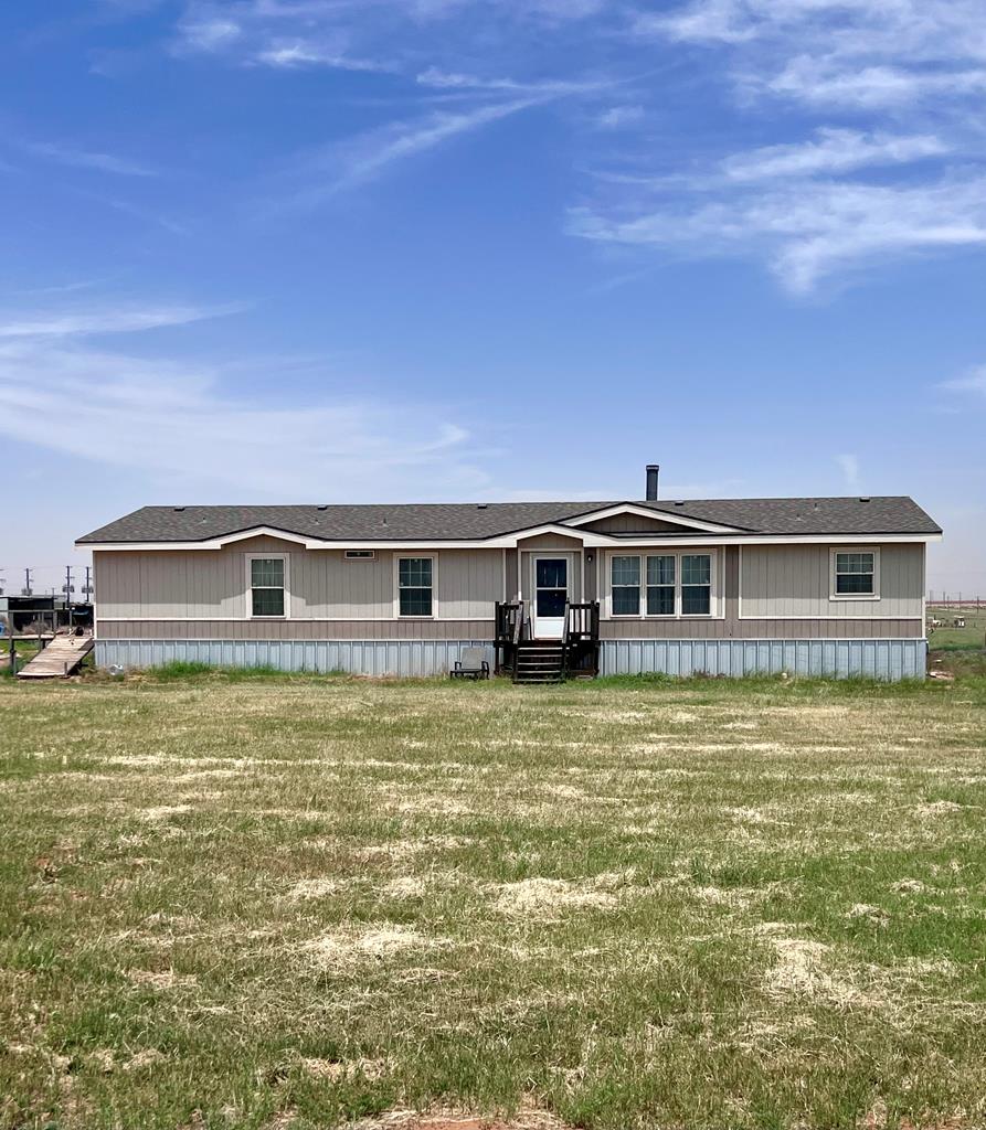 3204 County Rd 2801 Property Photo 1
