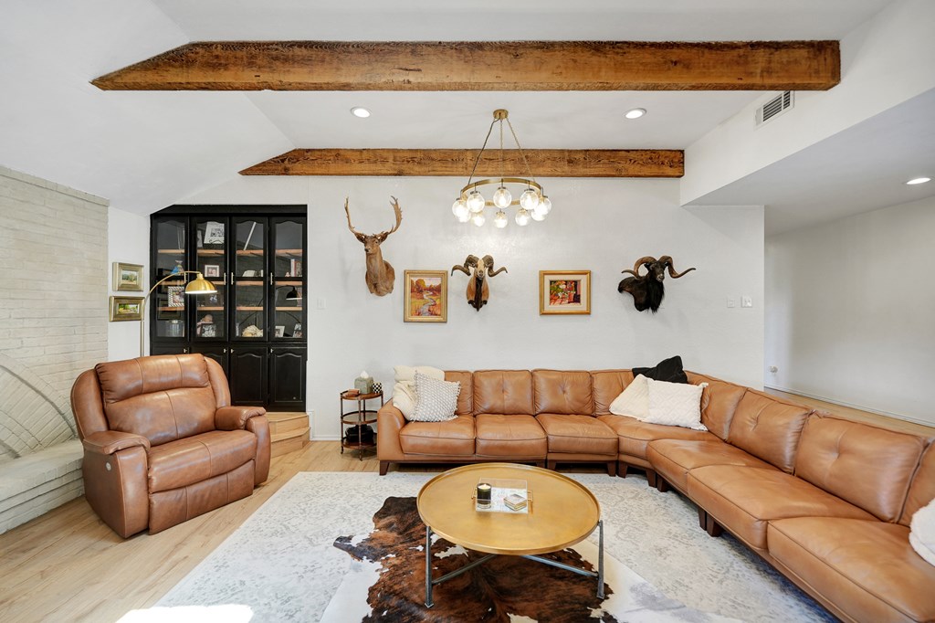 4502 Teakwood Trace Property Photo 8