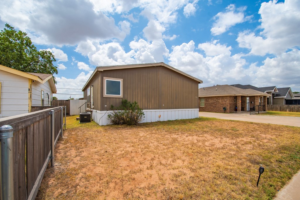 314 Dobbs Property Photo 25