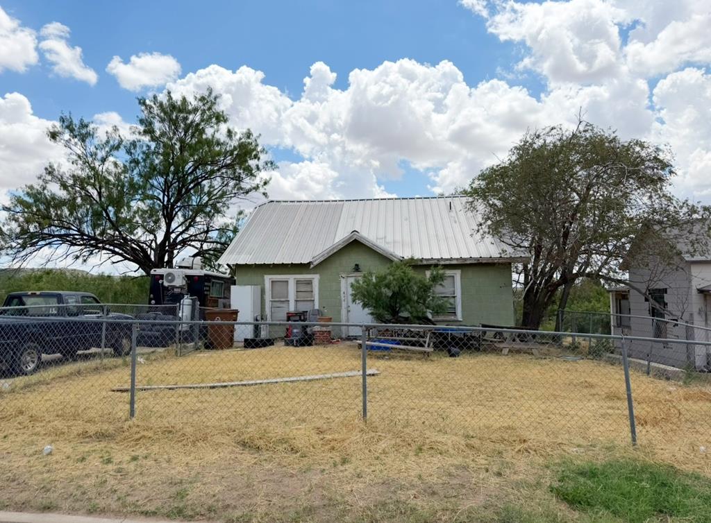 408 Lancaster Property Photo 1
