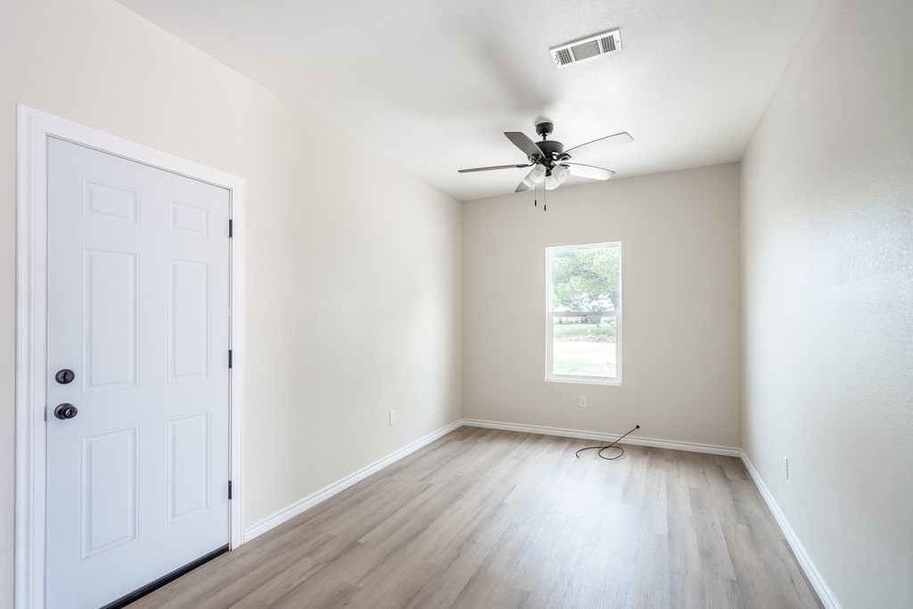 50096917 Property Photo 6