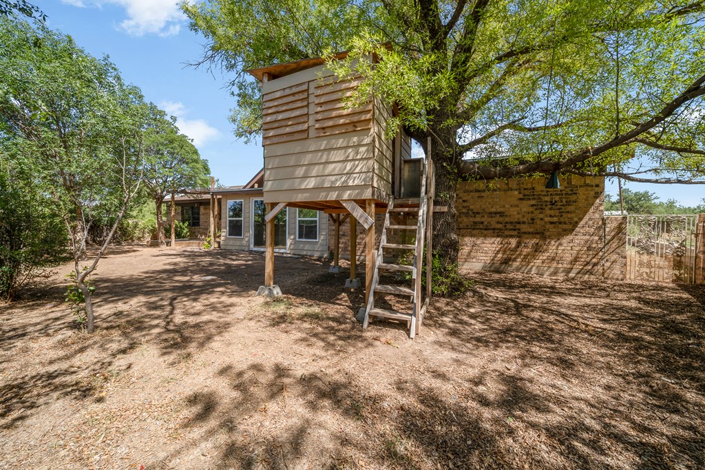 2101 Allendale Rd Property Photo 28