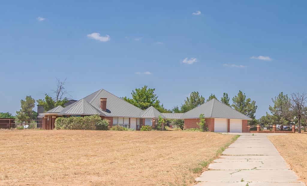 2909 Ann Dr Property Photo 1
