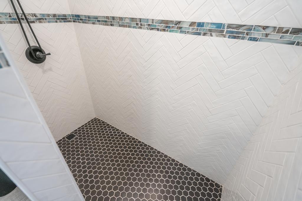 4306 Valley Dr Property Photo 21