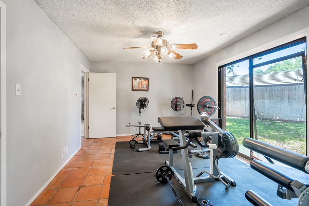 4306 Valley Dr Property Photo 30