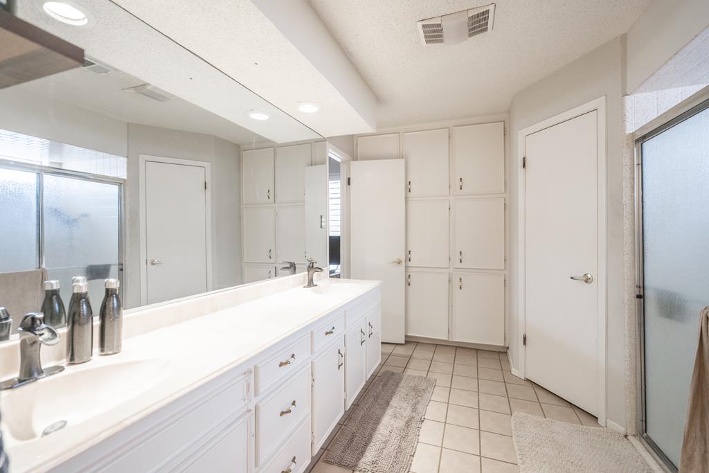 4306 Valley Dr Property Photo 35