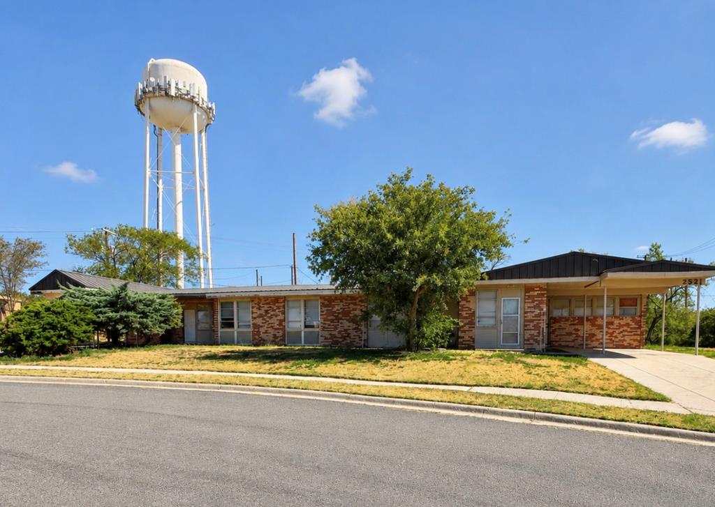 2519 Albrook Property Photo 1