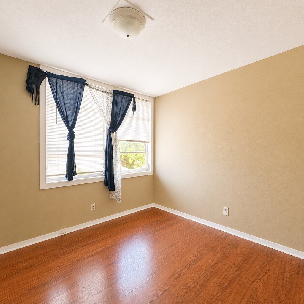 2519 Albrook Property Photo 4