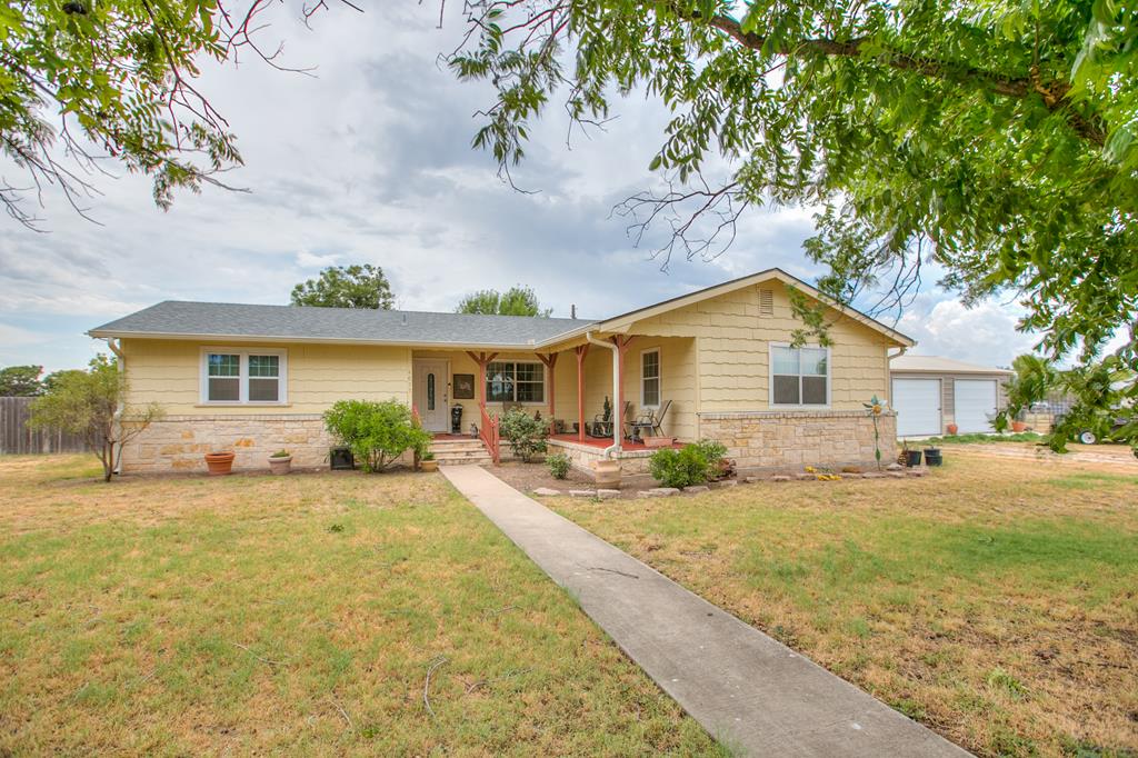 4077 Commissioners Ln