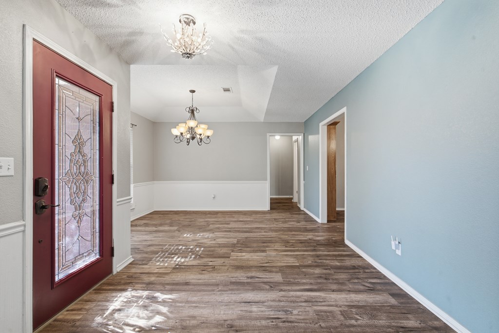 4820 Timber Lane Property Photo 6