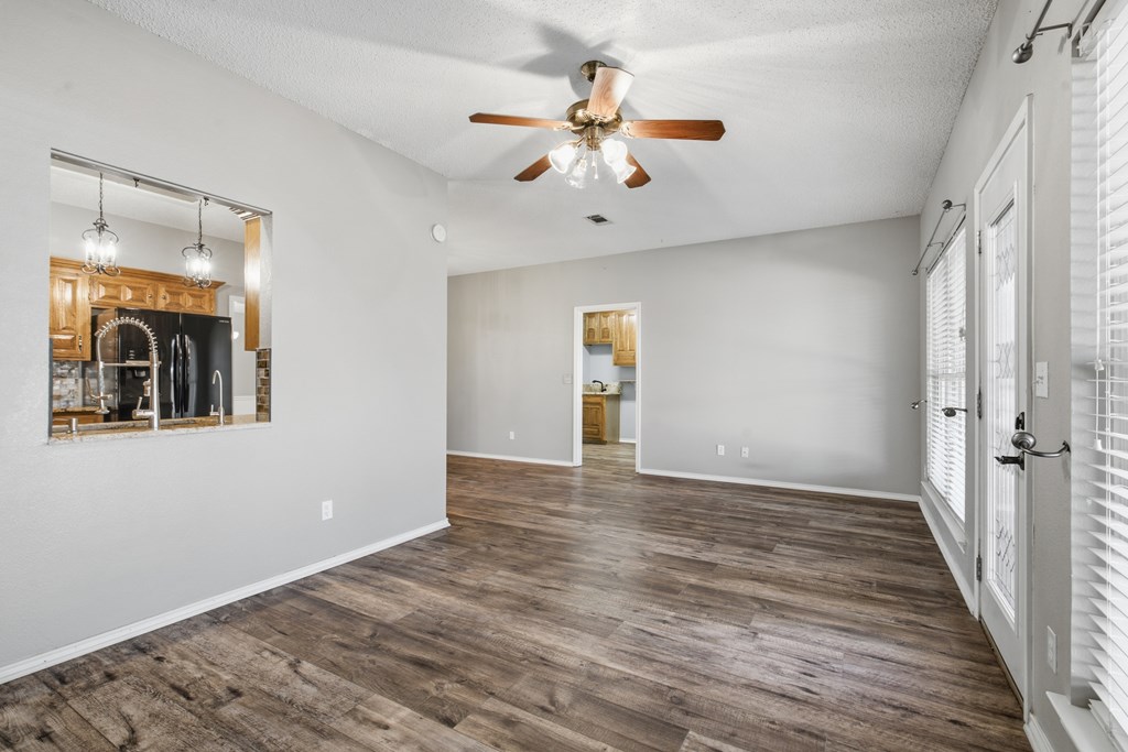 4820 Timber Lane Property Photo 19