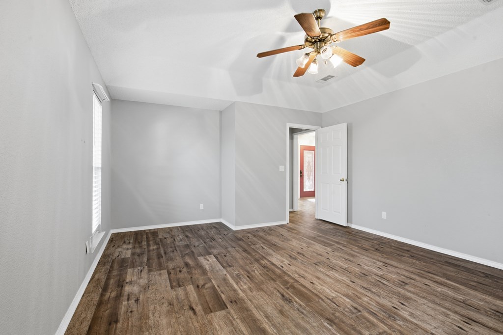 4820 Timber Lane Property Photo 30