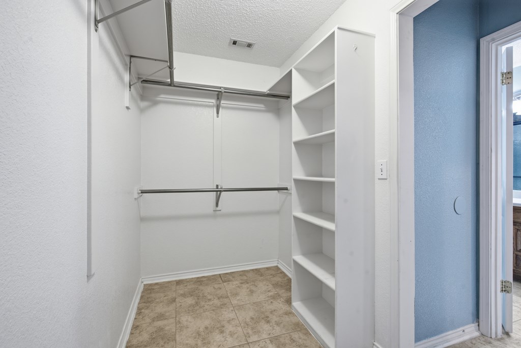 4820 Timber Lane Property Photo 34