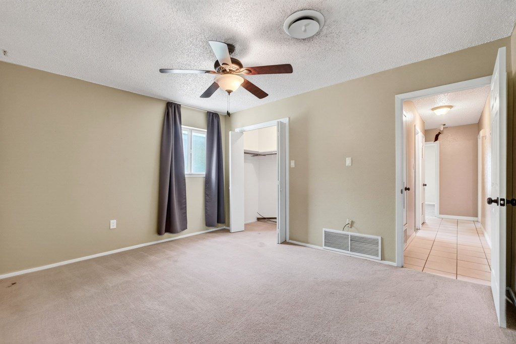 2501 Rebecca Dr Property Photo 47