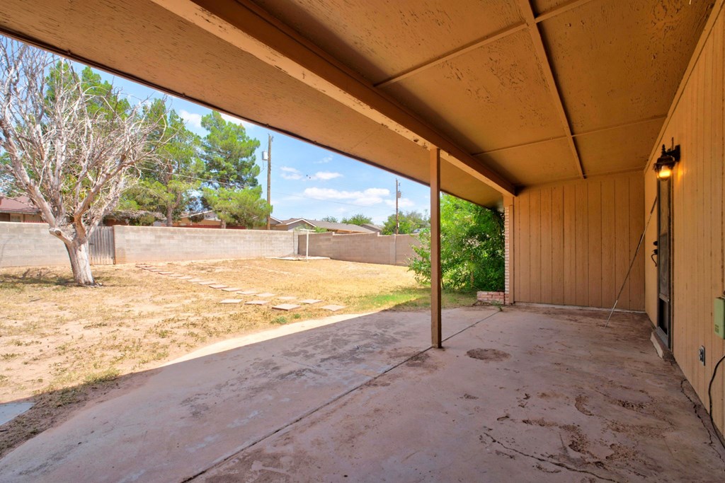 2501 Rebecca Dr Property Photo 51