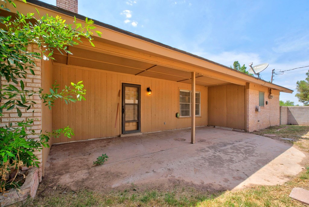 2501 Rebecca Dr Property Photo 53