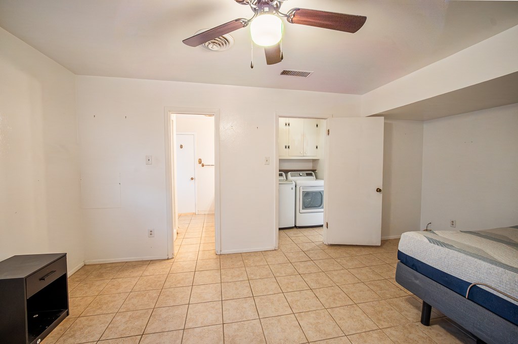 2608 Rebecca Dr Property Photo 17