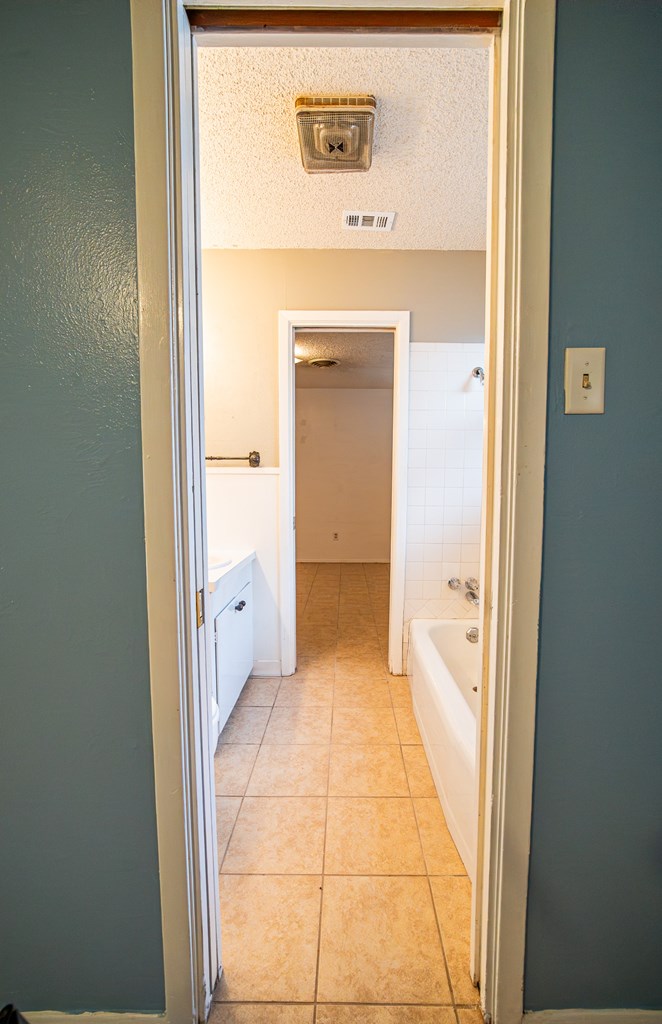 2608 Rebecca Dr Property Photo 24