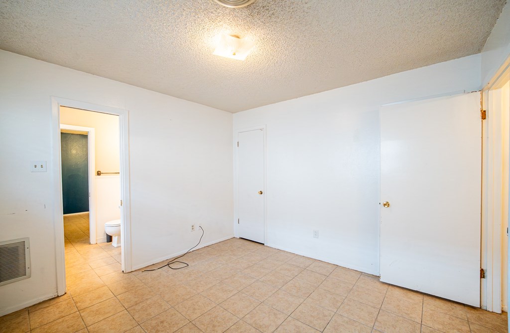 2608 Rebecca Dr Property Photo 25
