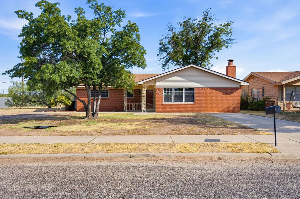2407 Cheyenne Dr Property Photo 1