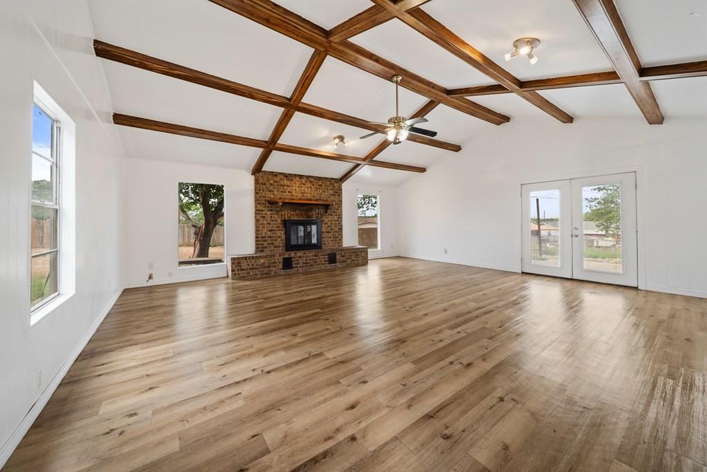1804 Wallace Property Photo 15