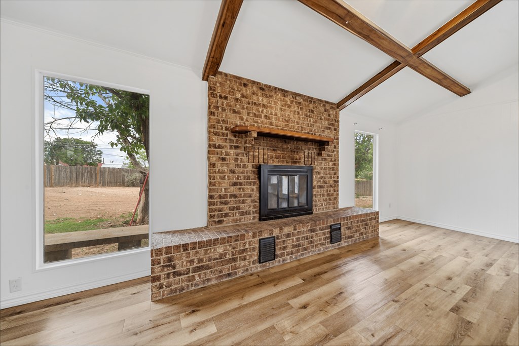 1804 Wallace Property Photo 16