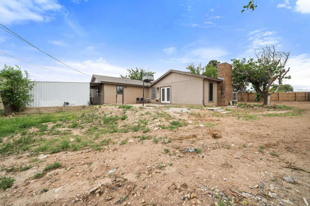 1804 Wallace Property Photo 19