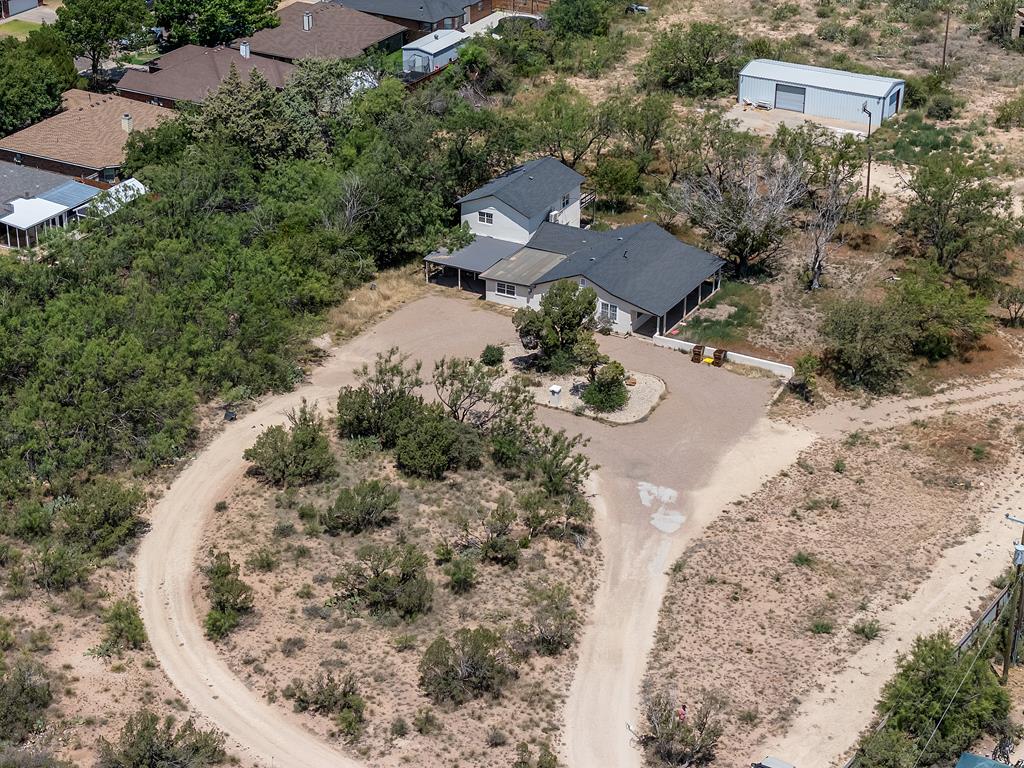 400 Willard Rd