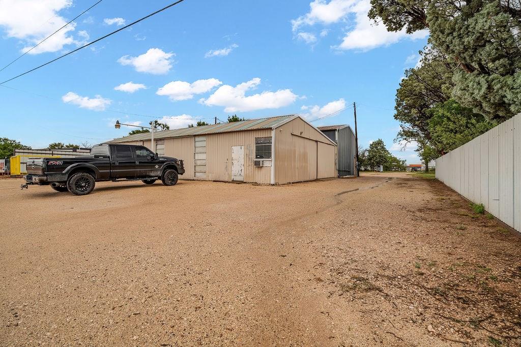 8411 N Service Rd Property Photo 1
