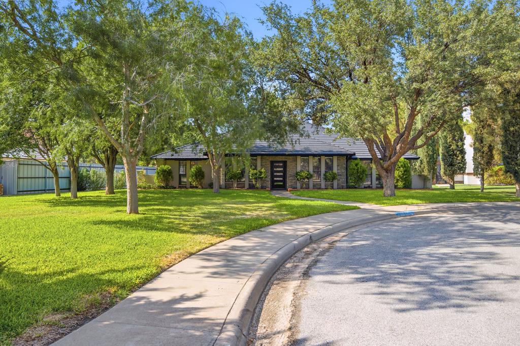 3804 St Andrews Court Property Photo 1