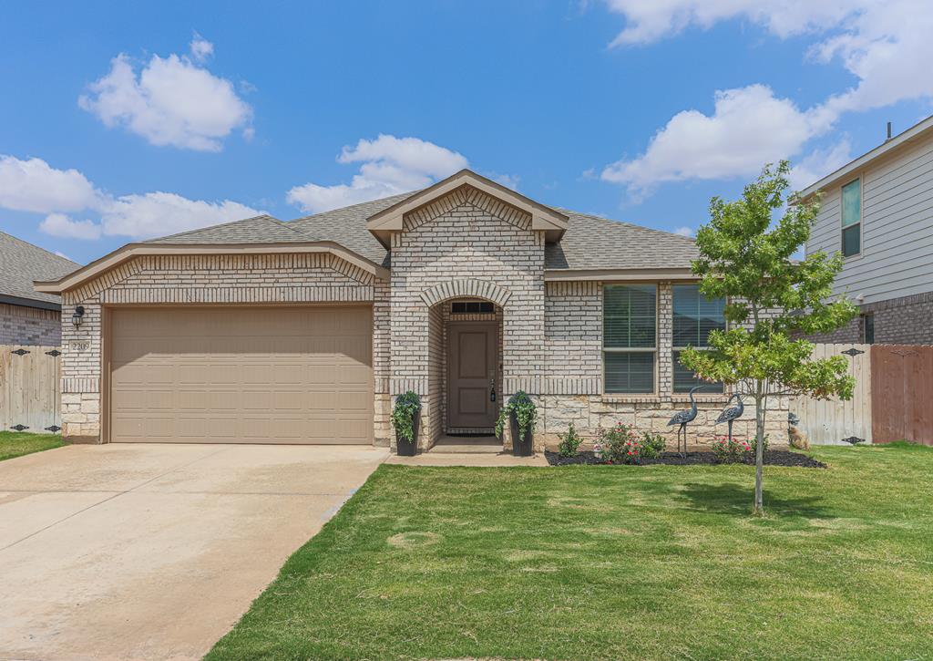 2209 Fortune Drive Property Photo 1