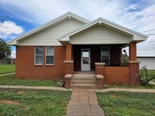 1118 Farm Valley Rd Property Photo 1
