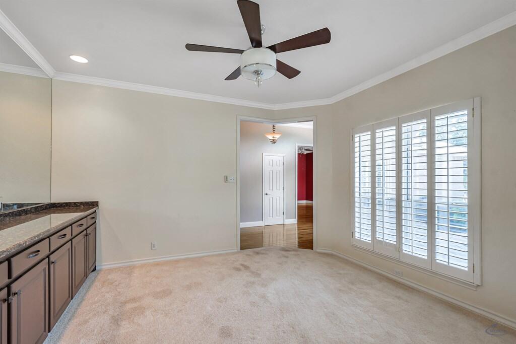 5713 Heartland Ave Property Photo 7