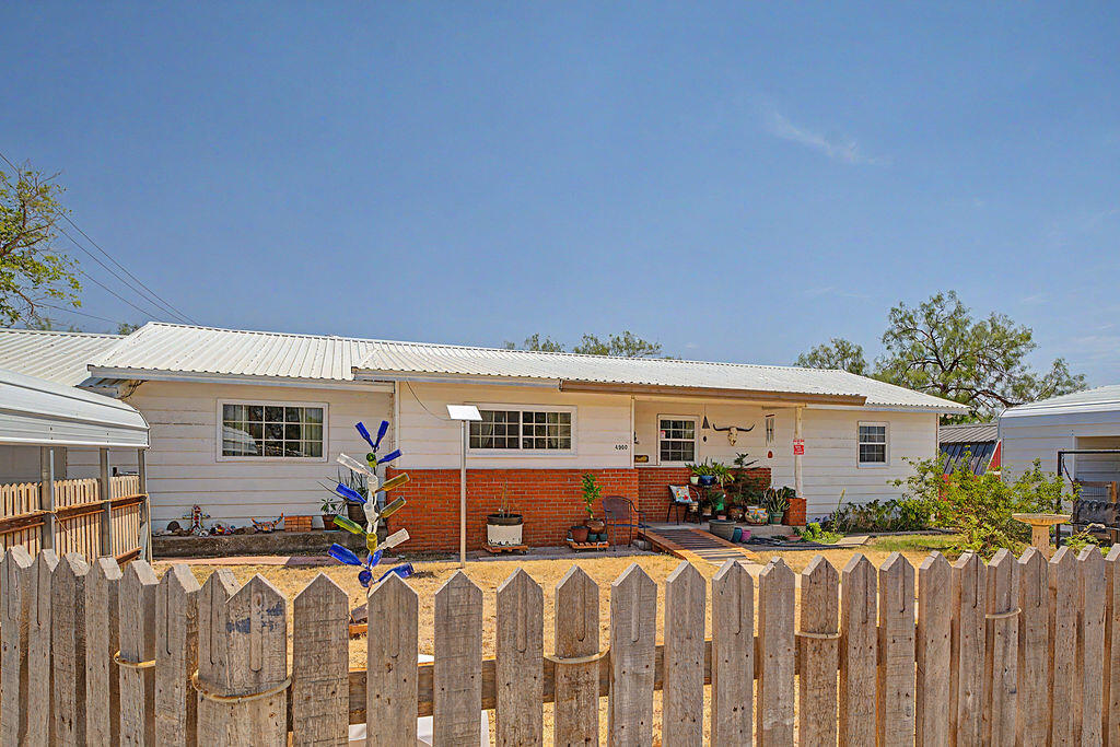 4900 Wasson Rd Property Photo 1