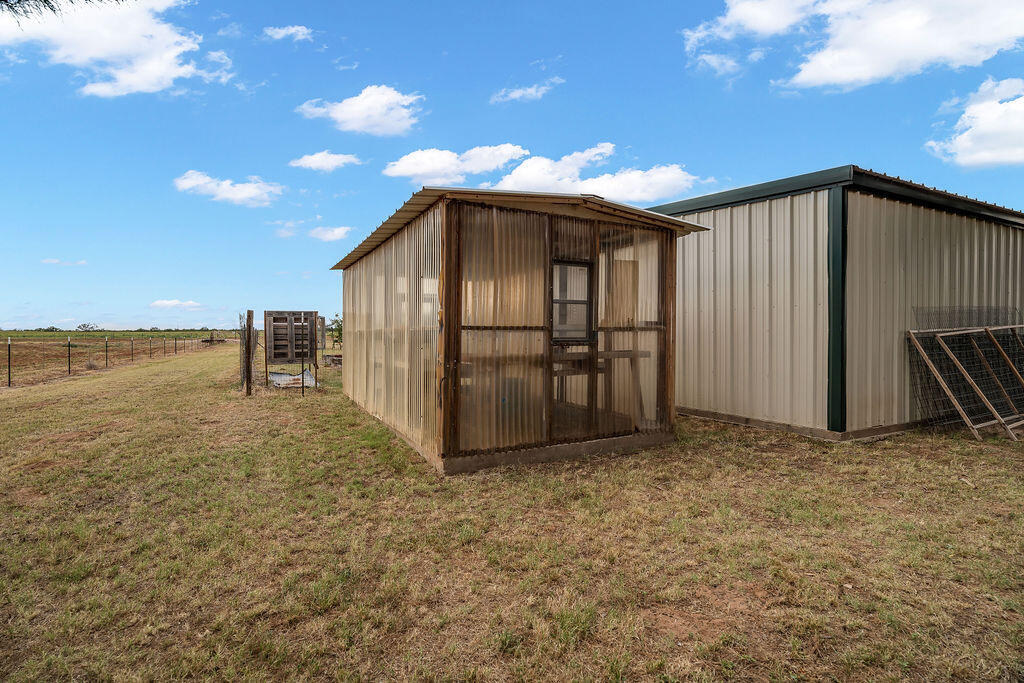 10610 E Midway Rd Property Photo 40