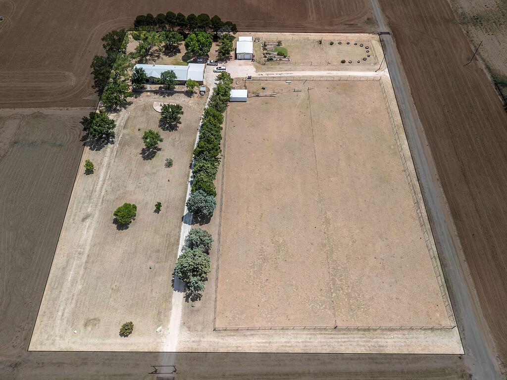 10610 E Midway Rd Property Photo 41