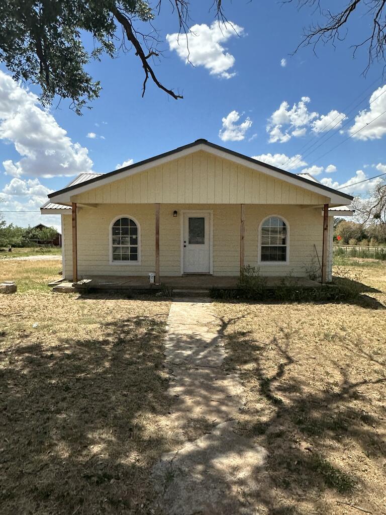 2525 Blockline Rd Property Photo 1