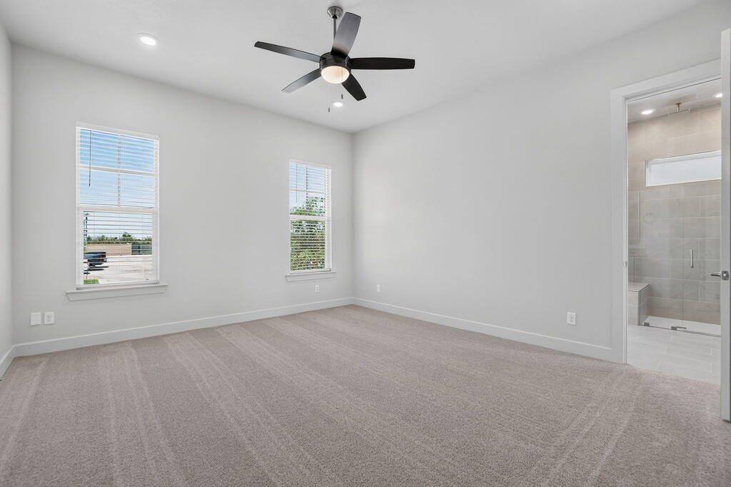 5604 Lost Creek Loop Property Photo 49