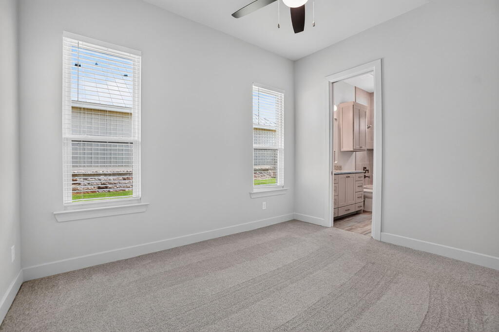 5604 Lost Creek Loop Property Photo 60