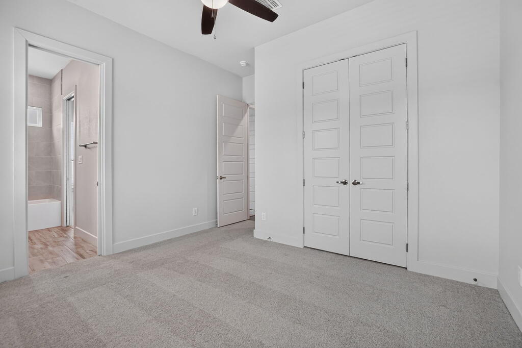 5604 Lost Creek Loop Property Photo 61