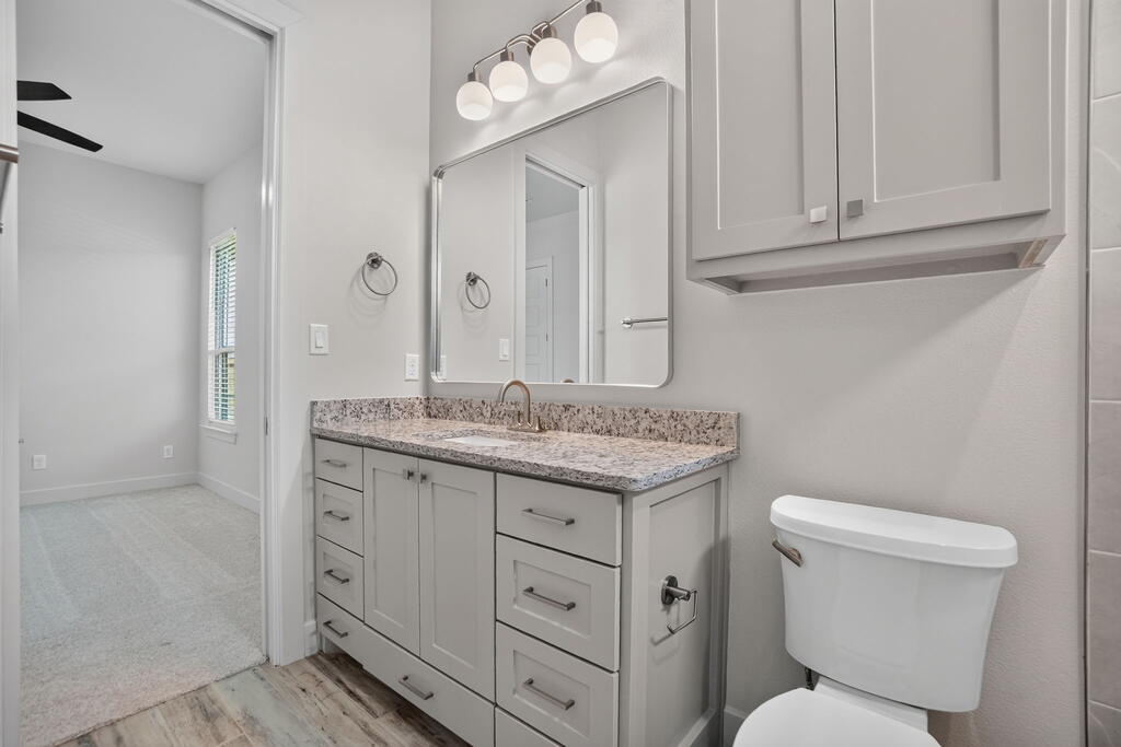 5604 Lost Creek Loop Property Photo 64
