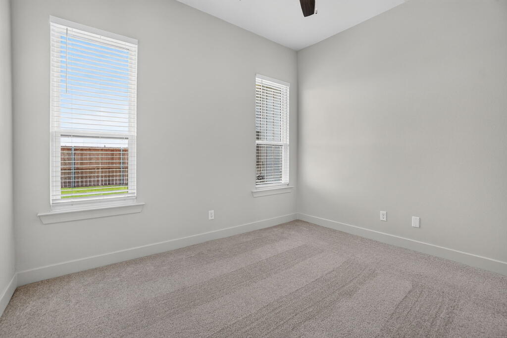 5604 Lost Creek Loop Property Photo 65