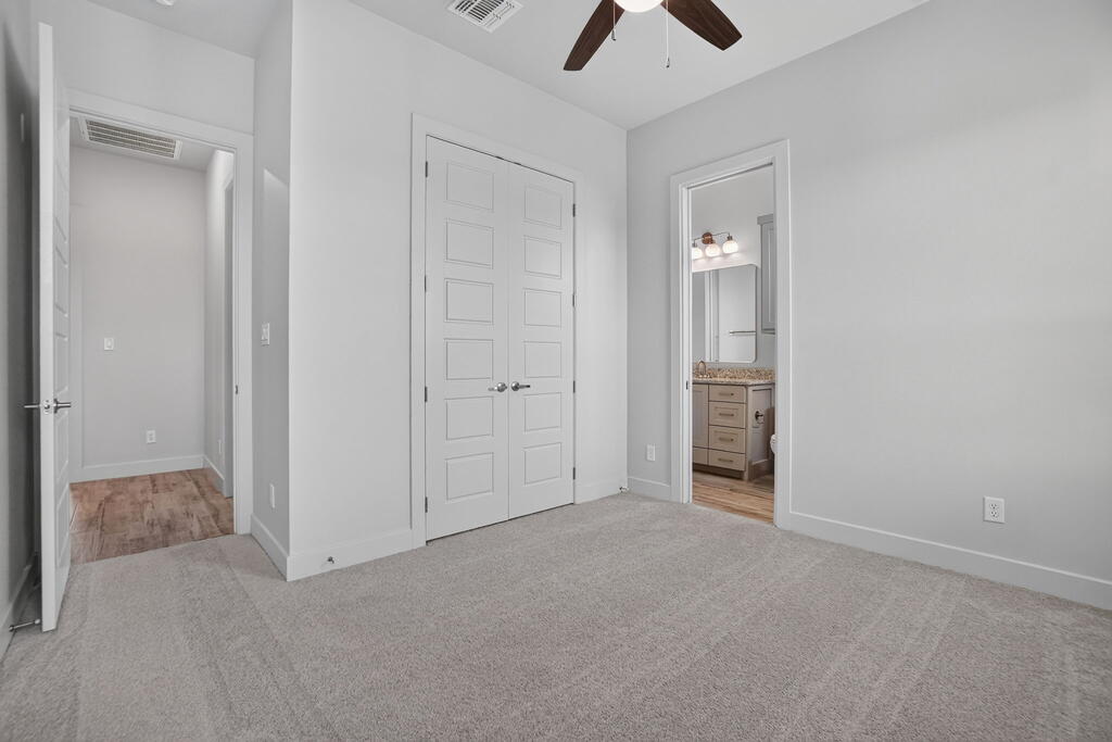 5604 Lost Creek Loop Property Photo 67